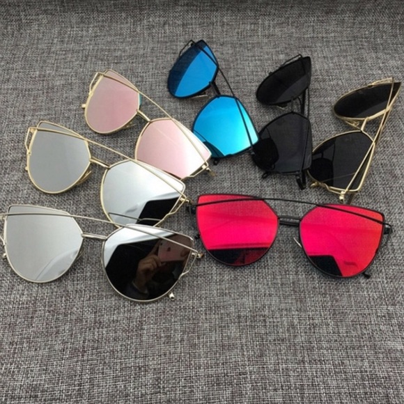 Aviators Silver Mirrored Sunglasses - Picture 4 of 8